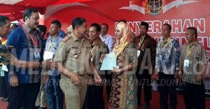 Genjot Pelayanan PTSL 2019, BPN Sultra Serahkan 1000 Sertifikat Untuk Warga di Kendari