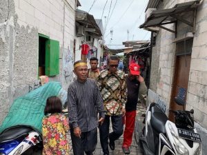 Gubernur Sulawesi Selatan, Prof. HM Nurdin Abdullah  Kunjungi  Warga Sulsel Korban Banjir diwilayah Jakarta
