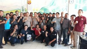 Bangun Sinergitas, Kabid Humas Polda Sulsel Bersama Kapolres Maros Coffee Morning Dengan Media