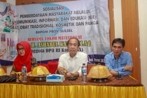 Anggota DPR RI Ashabul Kahfi Pembicara Sosialisasi Obat, Obat Tradisional, Kosmetik, dan Pangan BBPOM Makassar