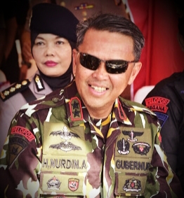 PSBB Diperpanjang, Gubernur Sulsel Minta Agar Perekonomian Makassar Tetap Bergerak.