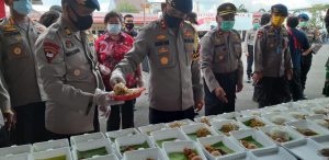 Kapolda Sulsel Himbau Pihak Yang Mampu Tergerak Hatinya Saling Berbagi, Dimasa Pandemi Covd 19 ini.