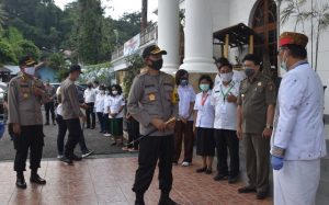 Kapolda Sulsel Irjen Pol Mas Guntur Laupe, Kunjungi Pos Pam Operasi Ketupat Covid 19 di Tana Toraja Dan Toraja Utara