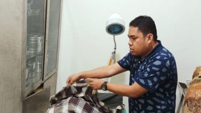 H.Abdul Rahim S.Ag  MH Berlinang Air Mata Melihat  Jenasah Melisa Warga  Desa Piburru Kec.Tutar Kab Polman.PT