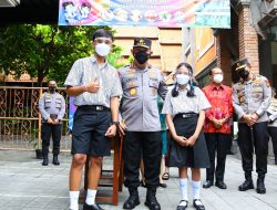 Kunker Pantau Vaksinasi Siswa SMP di Bali,  Kapolri: Fokus Gapai Cita-Cita Agar Jadi Kebanggaan Keluarga