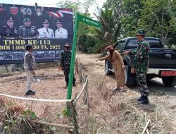 Puluhan TNI dan Masyarakat meratakan Tanah Menggunakan Greder di Desa Abbanuangnge Kec. Maniangpajo, Ada Apa Ya..???