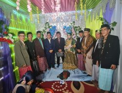 Resepsi Pernikahan Haslina dan Amri Di Rattekallang, Wakil Ketua DPRD Sulbar Bawakan Nasehat Pernikahan.