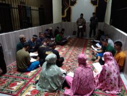 Kasat Tahti Laksanakan Giat Pembinaan Rohani Tahanan Polres Maros