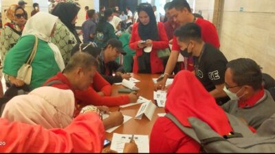 Saudagar Bugis Makassar Padati Tempat Registrasi Peserta PSBM XXIII, KKSS Sultra Utus 55 Orang 