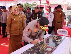 Dipusatkan di Wakatobi, Kapolda Sultra Resmikan Rumah Dinas dan Gedung Negara