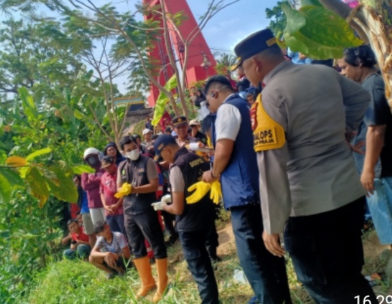 Tim Inafis Polres Gowa Lakukan Evakuasi dan Penyelidikan Penemuan Mayat di Sungai Jeneberang