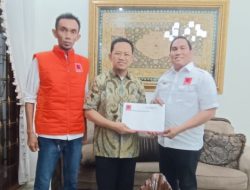 Relawan Pro Jokowi Resmi Dukung DR. H. M. Amir Uskara dan Hj. Irmawati