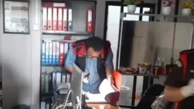 Kejari Makassar Lakukan Penggeledahan 2 Jam di Kantor KONI. Ini yang Ditemukan!