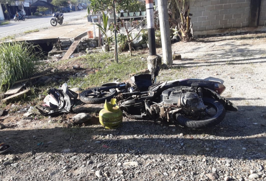 Breaking News: Ngebut Tanpa Kendali, Bocah SMP Tewas Usai Motor Menabrak Dekker di Kalotok, Luwu Utara