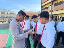 Kapolres Gowa Awali Tahun 2025 dengan Apel Perdana dan Pemeriksaan Kelengkapan Identitas Personel