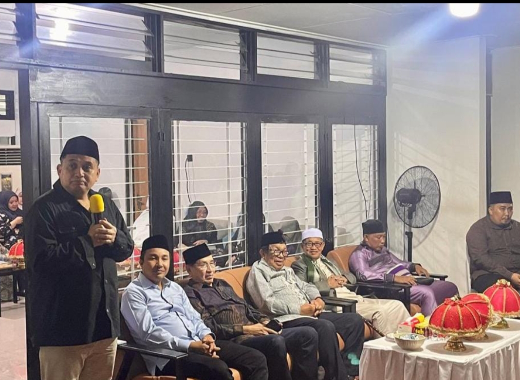 Hadiri Takziah, Bupati Terpilih Lutra Andi Rahim Ajak Doakan Orang Tua Wali Kota Makassar Appi