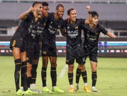 Hattrick Alex Martins Bawa Dewa United Comeback Kalahkan PSM Makassar 3-2 di BRI Liga 1