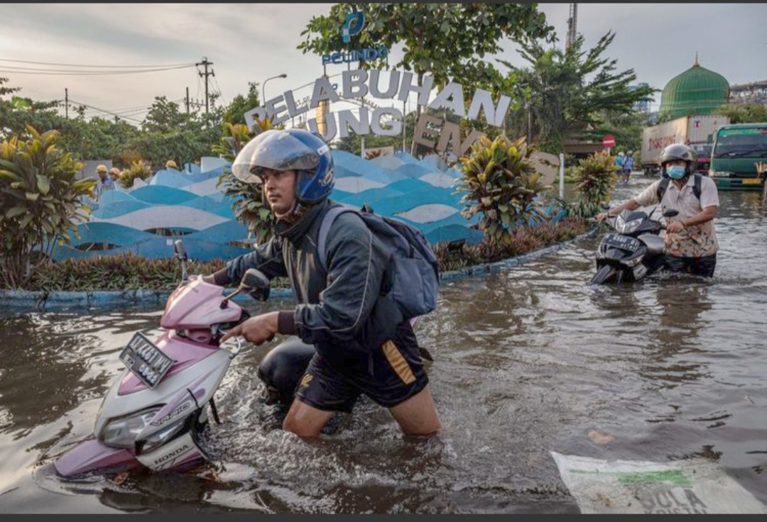 Banjir Jakarta Masih Rendam 54 RT dan 23 Ruas Jalan