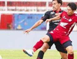 Pertandingan Alot! Arema FC Gagal Manfaatkan Kartu Merah PSM Makassar