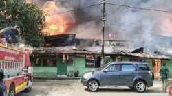 39 Petak Rumah Asrama Kesehatan Kodam II, Dilalap Sijago Merah: 31 Mobil Damkar Bergerak