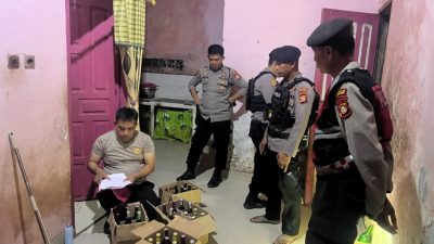 Jelang Ramadhan, Sat Samapta Polres Soppeng Sita 155 Botol Miras