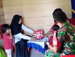 Peduli Stunting, Satgas TMMD 123 Kodim 1416/Muna Bagikan Susu dan Suplemen