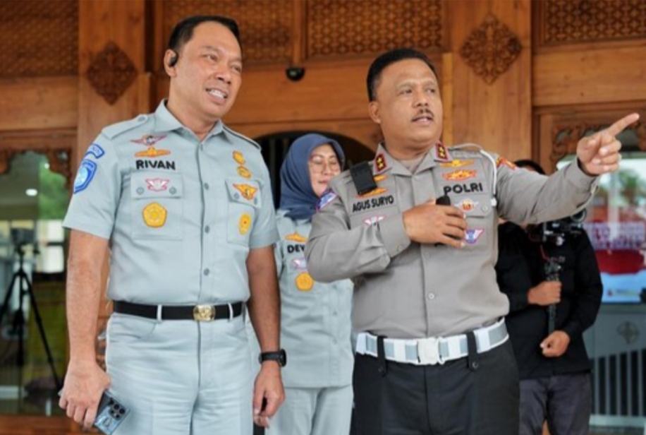 Kakorlantas Polri Cek Kesiapan Operasi Ketupat 2025 di Banten