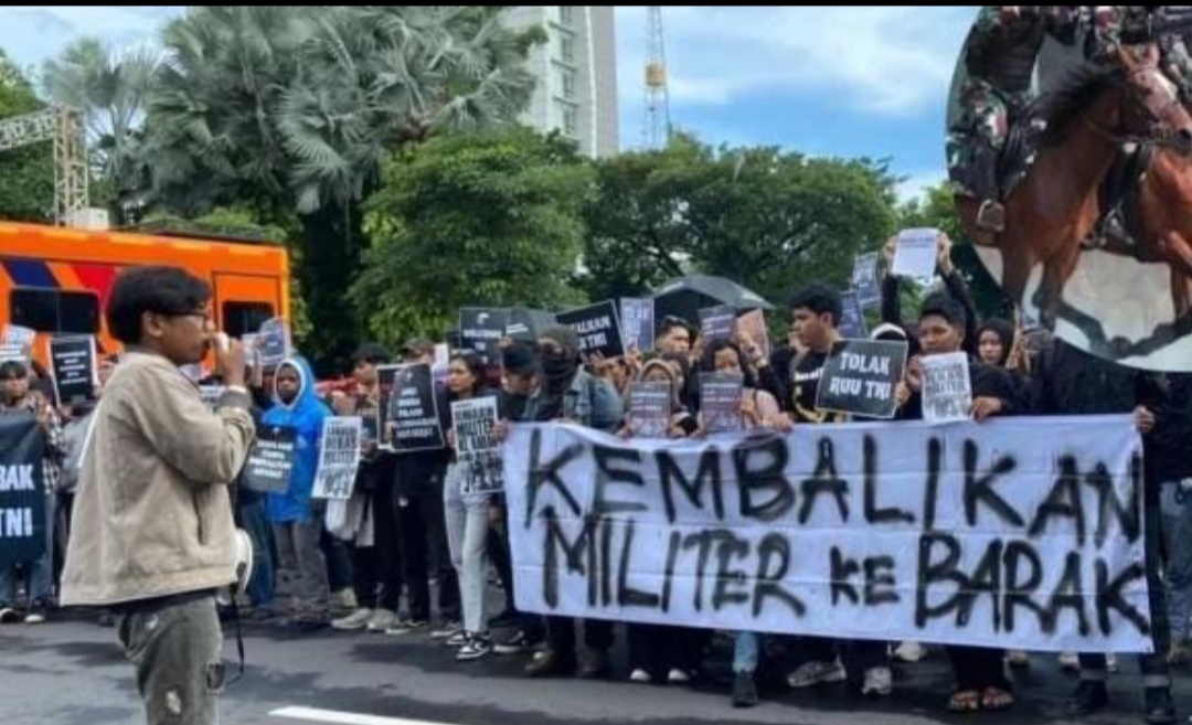 Gelombang Penolakan Revisi UU TNI Berlanjut di Gelanggang MK