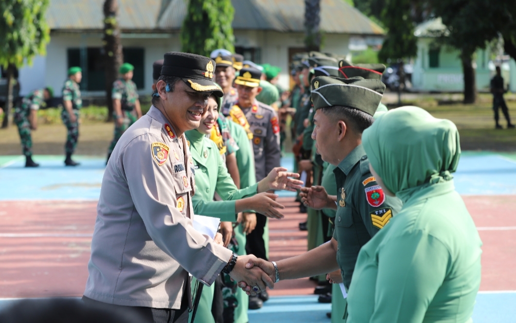 Silaturahmi ke Kodim 1409, Kapolres Gowa Apresiasi Kenaikan Pangkat Prajurit