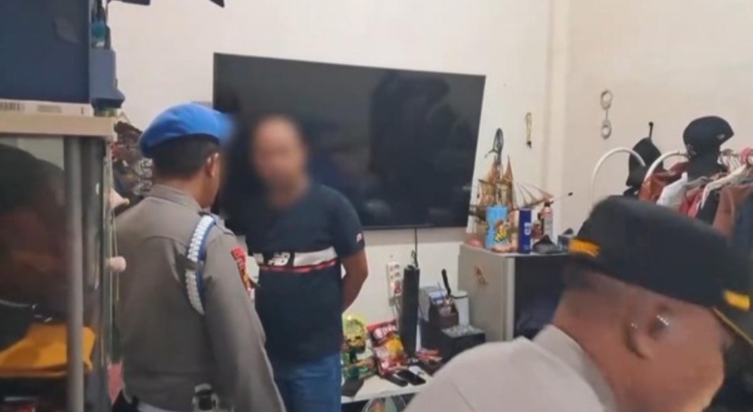 Viral! Oknum Polisi Polres Pangkep Digerebek Istri Sah saat Ngamar di Gowa
