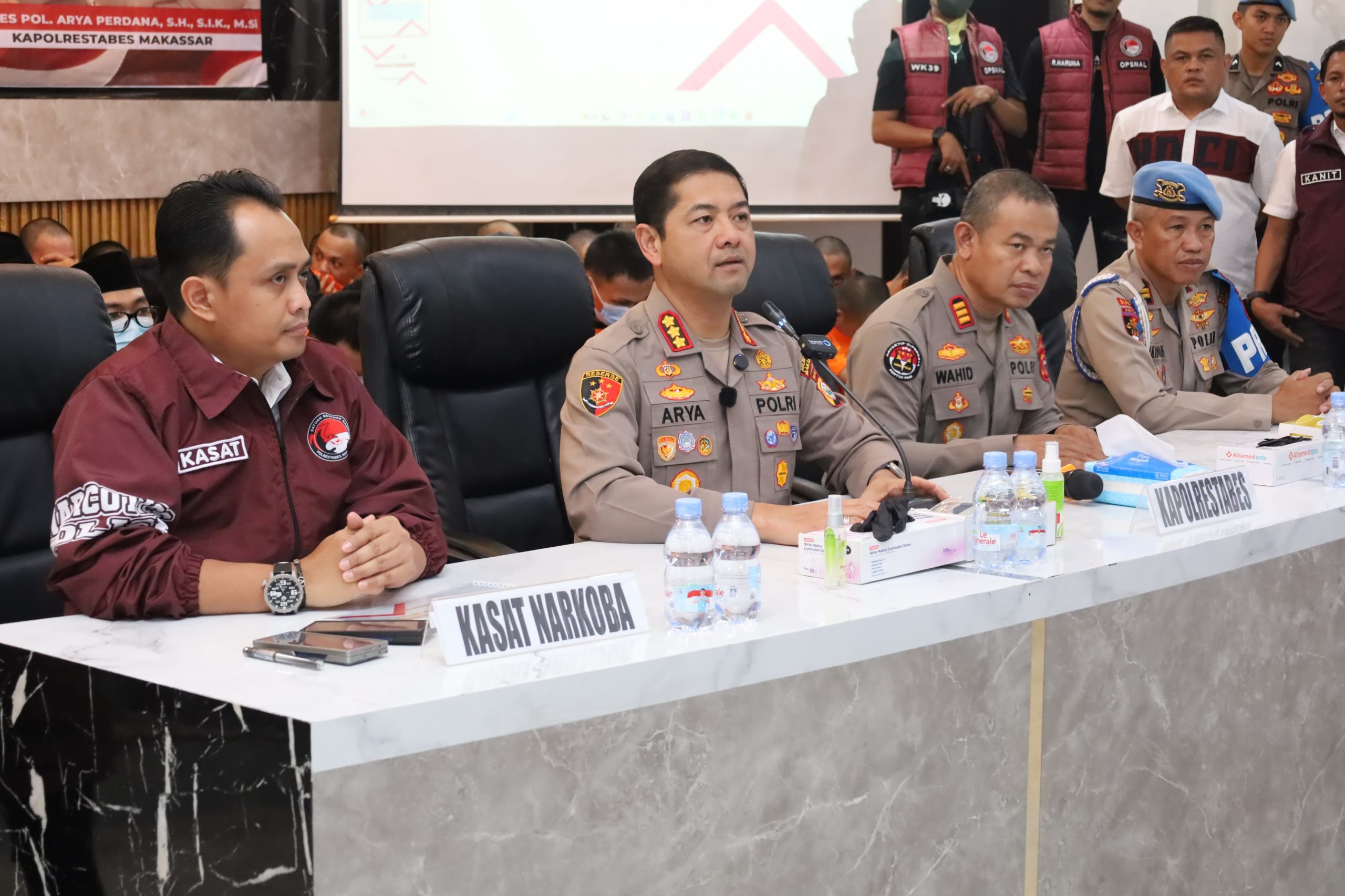 Polrestabes Makassar Bongkar Jaringan Narkotika Internasional, 107 Tersangka Ditangkap