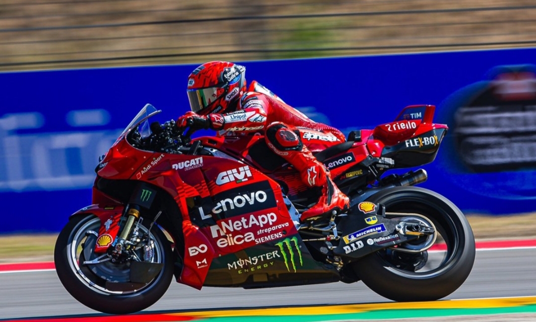 MotoGP Aragon 2025: Marc Marquez Kuasai Latihan Bebas, Bagnaia Terlempar ke Posisi 9