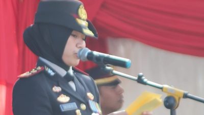 Polres Pelabuhan Makassar Peringati HUT Bhayangkara ke-79, Sejumlah Personel Terima Kenaikan Pangkat