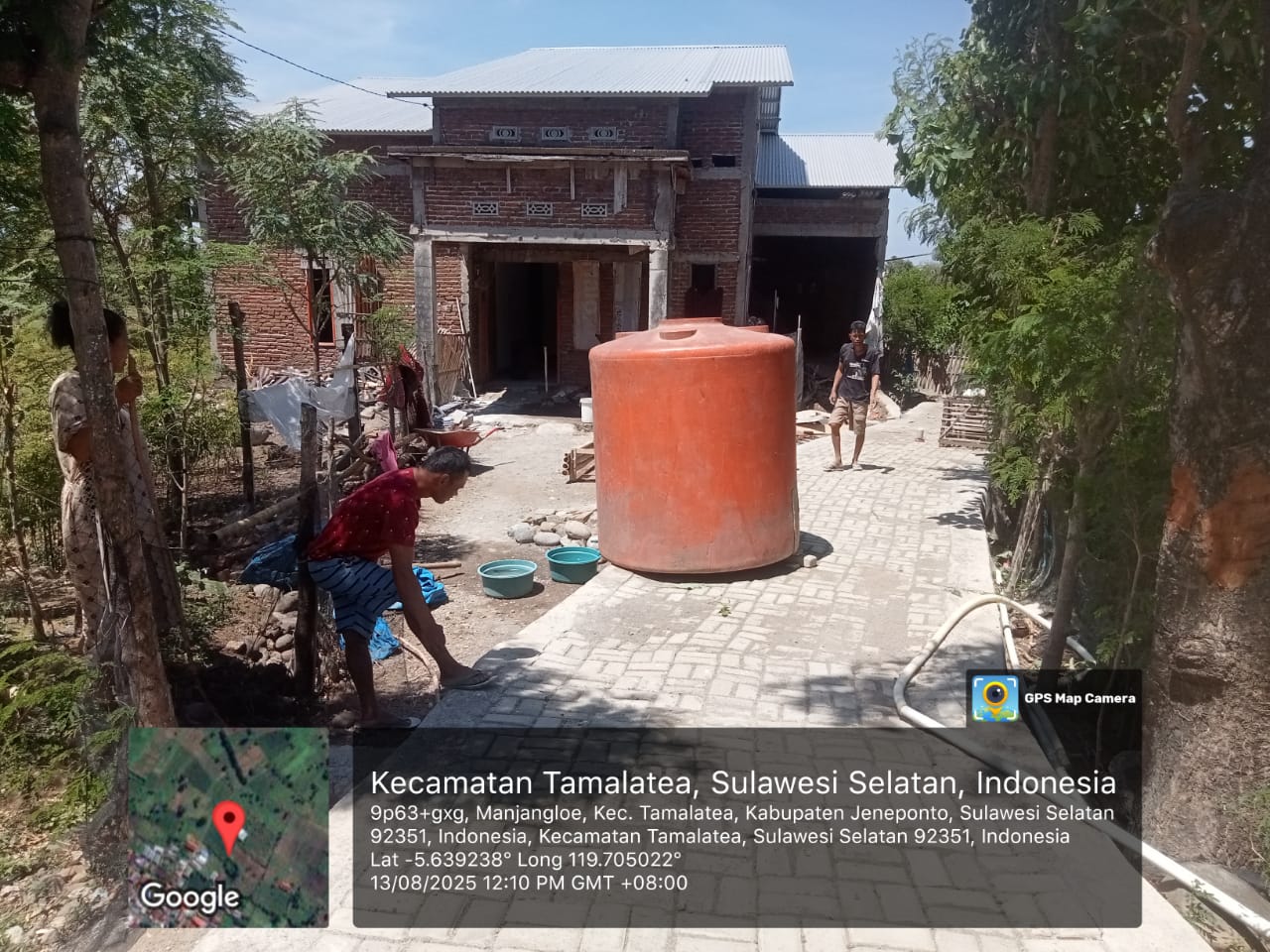 Mutu Jalan Setapak Rp47 Juta di Manjangloe Dipertanyakan, Paving Block Retak dan Renggang