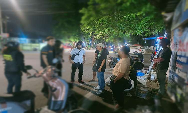 Pemasangan Kabel Optik Ilegal Marak, Warga Makassar Desak Pemerintah Tertibkan