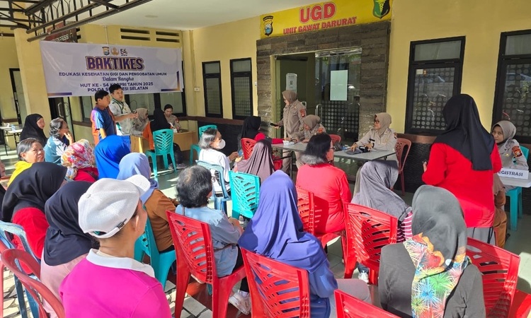 Peringati HUT Ke-54, Korpri Polda Sulsel Laksanakan Bakti Sosial Kesehatan