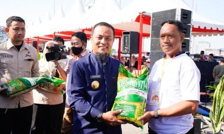 10.599 Kelompok Tani di Sulsel Dapat Bantuan Program Mandiri Benih 2025