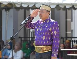 Bupati Lutra Soroti Kesejahteraan Pendidik di Hari Guru Nasional 2025