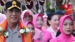 Kapolda Sulsel Baru dan Ny. Upi Djuhandani Disambut Upacara Kehormatan dan Tarian Padduppa