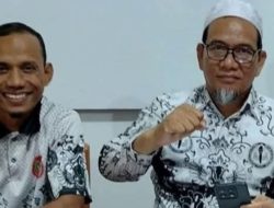 PGRI Lutra Turun Aksi, Ribuan Massa Tuntut Keadilan untuk Dua Guru yang Dipecat MA