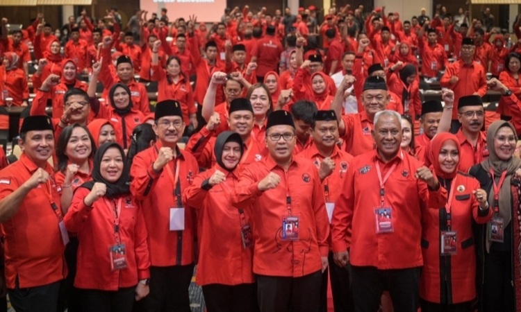 Kader Senior Andi Ridwan Wittiri Kembali Terpilih Duduki Ketua DPD PDIP Sulsel 2025 - 2030