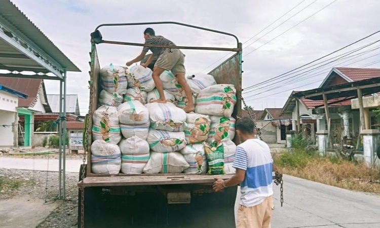 153 Poktan di Luwu Utara Terima 66,3 Ton Benih Padi dan Jagung dari Pemprov Sulsel