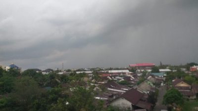 BMKG Makassar Minta Warga Siap Hadapi Hujan Lebat Mulai 25 November Hingga 1 Desember 2025