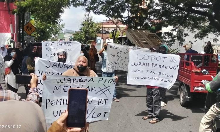 Warga Pa’baeng-baeng Mengamuk: Minta Lurah Dicopot Diduga Anulir Hasil Pemilihan RT Secara Sepihak