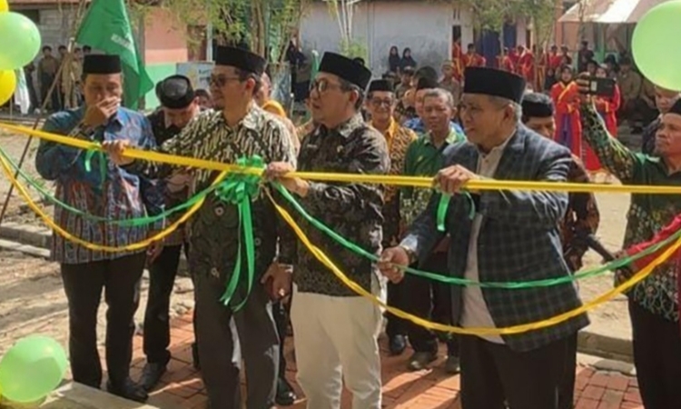 Gedung Pesantren Muhammadiyah Tolada Diresmikan, Jadi Hadiah Milad ke-113 bagi Santri dan Guru di Lutra