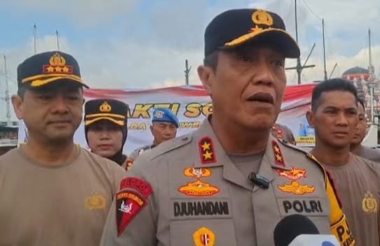 Kapolda Sulsel Turun Tangan Bersihkan Pantai Losari, 400 Personel Polri Dikerahkan
