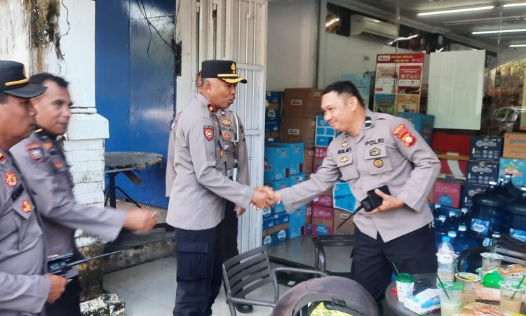 Kapolsek Tamalate Turun Langsung Pantau Imlek, 100 Jemaat Beribadah Khidmat