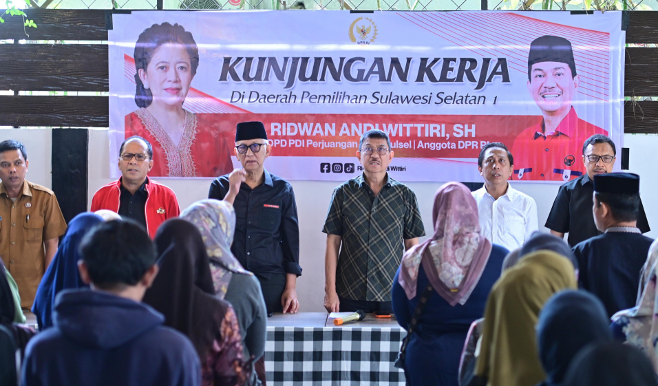 Anggota DPR RI ARW Tancap Gas di Gowa: Listrik Gratis dan Lampu Jalan Jadi Prioritas