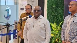 Ketua BEM UGM Minta UNICEF Hapus MBG, Menteri HAM Pigai Sebut Tidak Masuk Akal