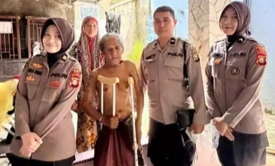 Sidokkes Polres Gowa Tebar Kepedulian di Ramadan, Program Ayo Berbagi Sasar Warga Kurang Mampu